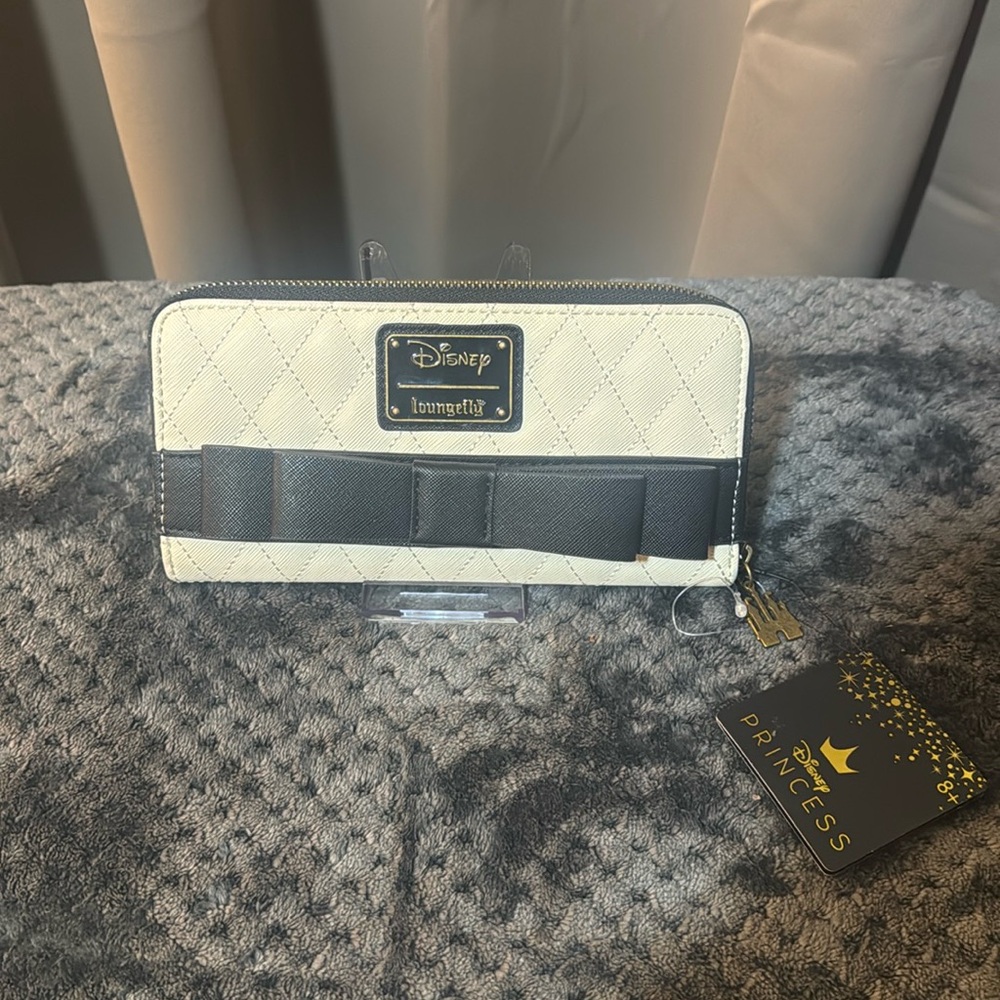 Disney Princess Loungefly wallet